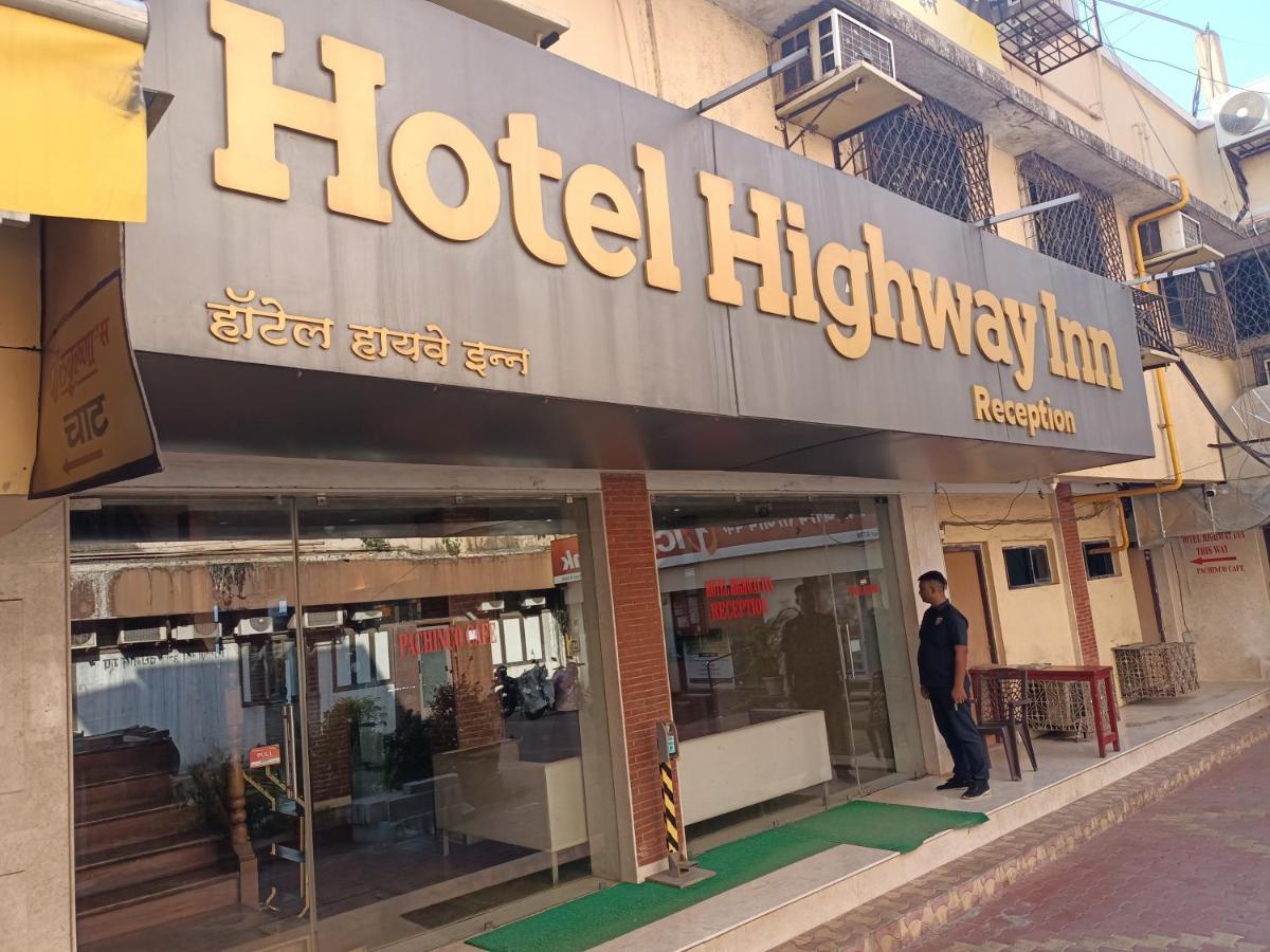 Hotel Highway Inn Andheri East Bombaim Exterior foto