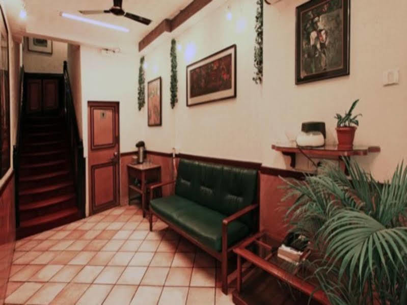 Hotel Highway Inn Andheri East Bombaim Exterior foto